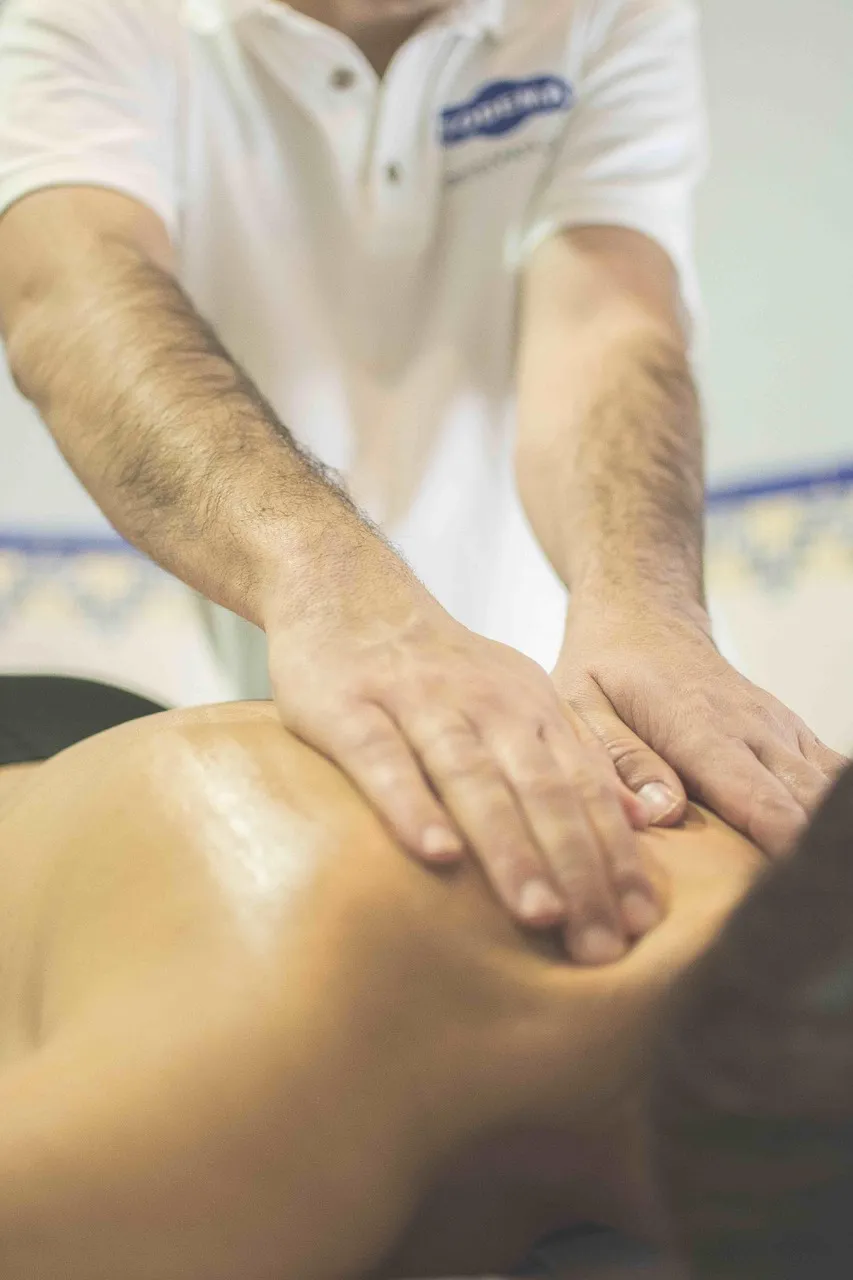 MASSAGES